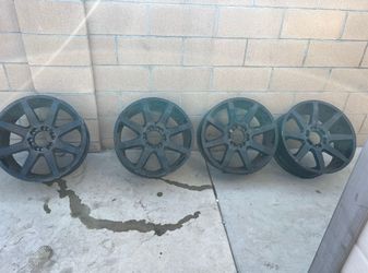20x8.5 rims came off my Silverado truck.