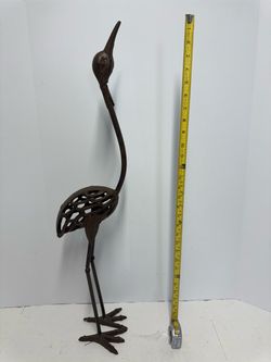 Metal bird decoration