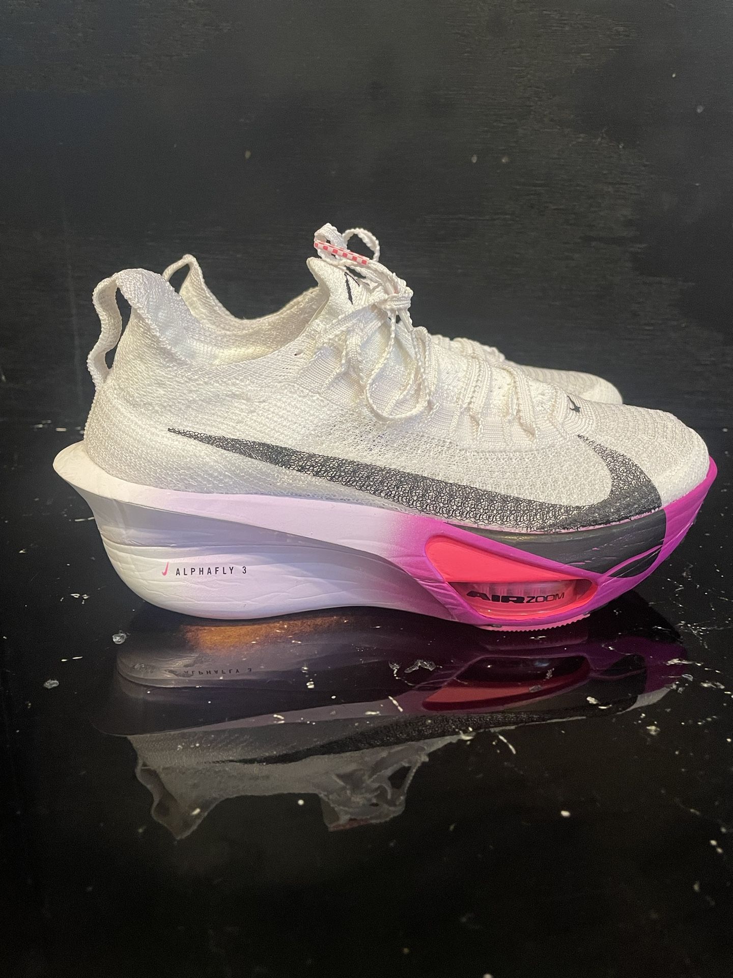 Nike Air Zoom Alphafly NEXT% 3 White Vivid Grape FD8315-100 Women’s Size 7