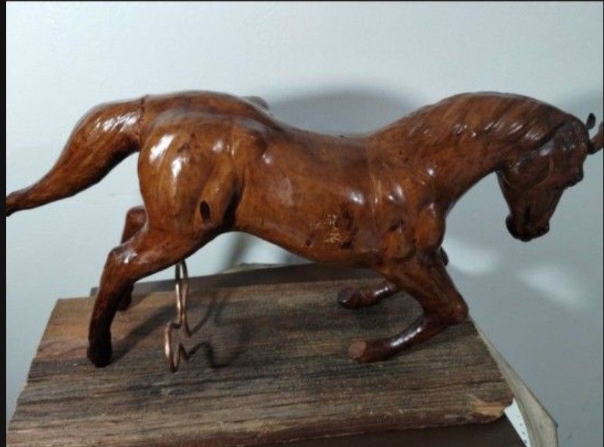 VINTAGE LEATHER HORSE STATUE FIGURINE 13"×7"