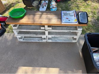 ** Bench **