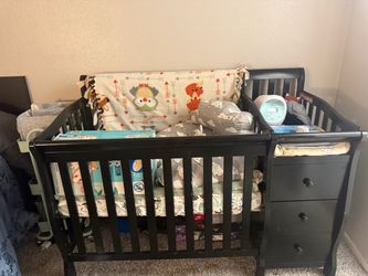 baby crib