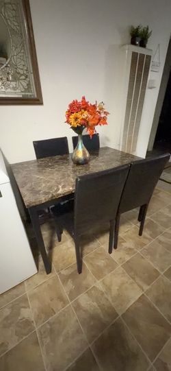 Dinning table with 4chairs