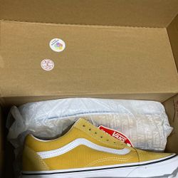 Old Skool Vans 7 Men/8.5 Women 