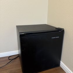 Black + Decker Fridge