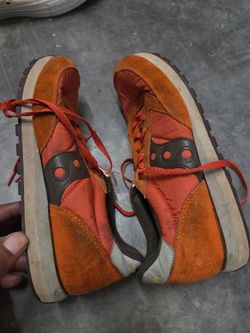 Saucony Jazz Original in an orange and brown colorway Size 10.5