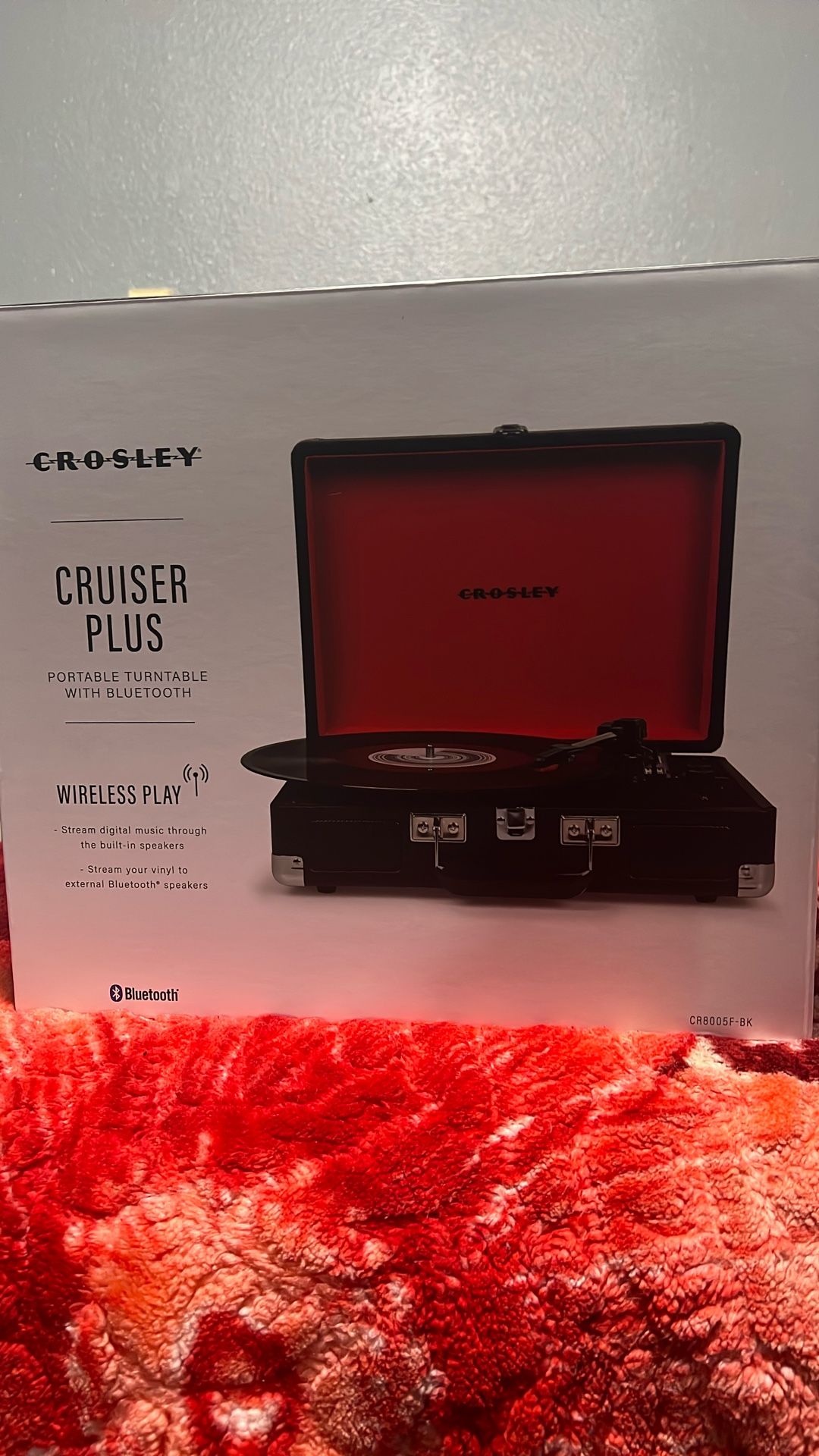 Cruiser Plus Portable Turntable With Bluetooth