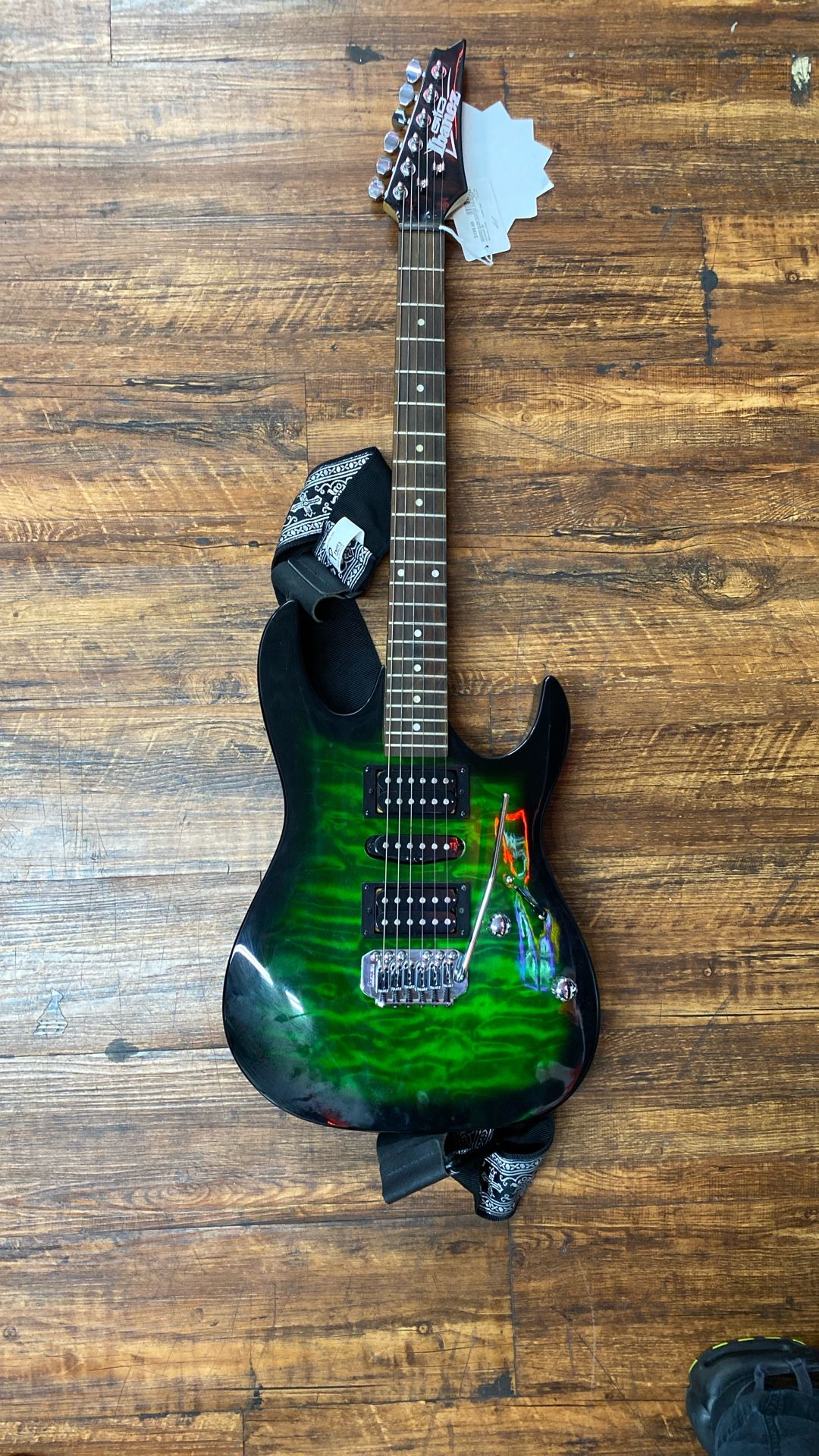 IBANEZ GIO ELECTRIC GUITAR