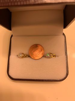 14kt opal diamonds earings