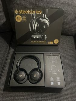 SteelSeries Arctis Nova Elite Wireless Gaming Headset