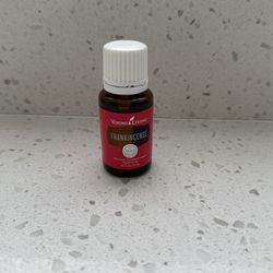 Frankincense Essential Oil 15ml - Young Living (NEW!)