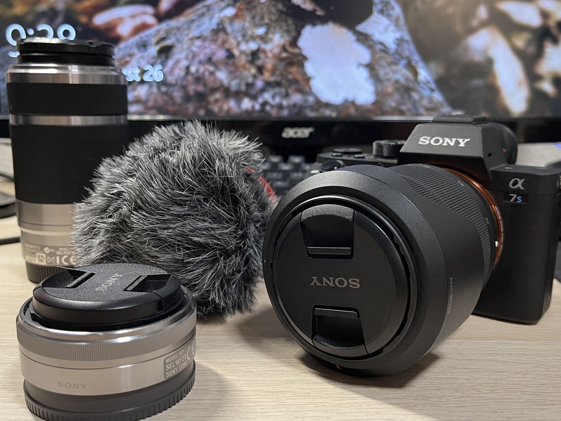 Sony A7SII with 3 lenses, like new, 1200 Shutter Count 