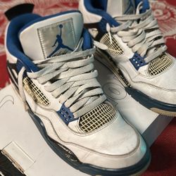 Jordan’s 4s Racer Blues 
