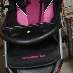 STROLLER - JOGGING  3 WHEELER