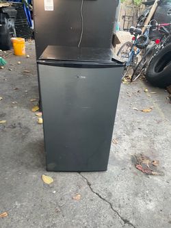 Small refrigerator