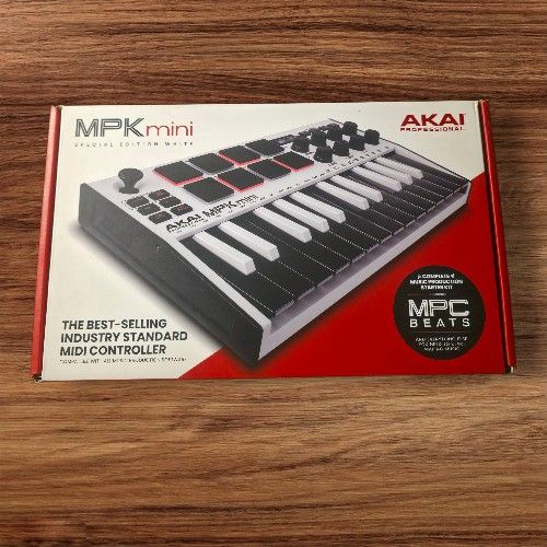 Akai MPK mini MK3 25 key Midi Keyboard Controller White Special Edition *Tested*