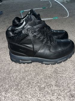 Nike ACG boots 