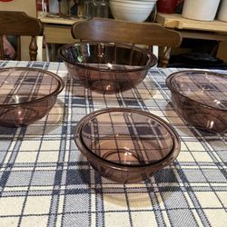 Vintage Pyrex Cranberry Nesting Mixing Bowl Set