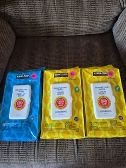 Kirkland disinfecting wipes. NEW