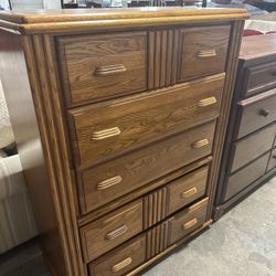 GOOD CHEST GOOD CONDITION 