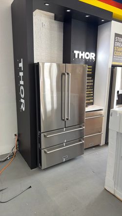 Thor 36 inch 22.5 cu. ft. French Door Refrigerator in Stainless Steel Counter Depth with Automatic Ice Maker
