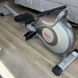 Rowing Machine 