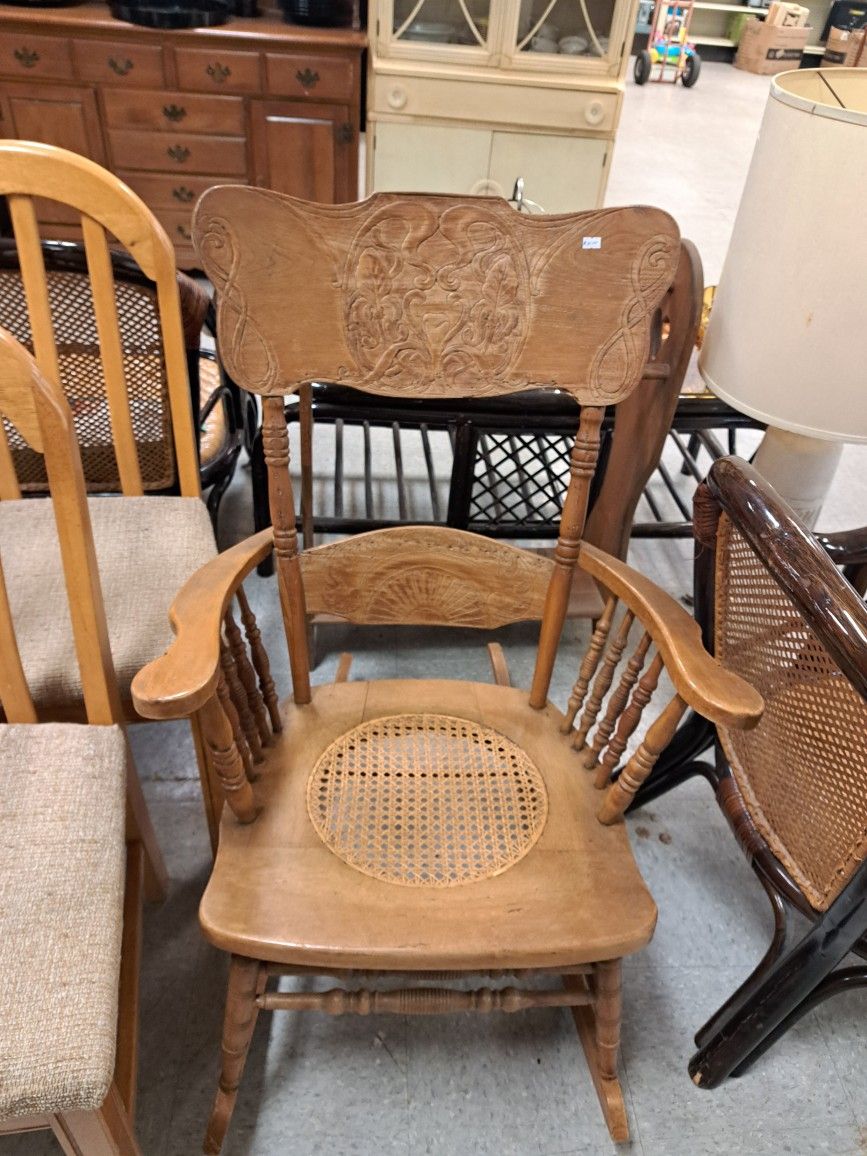 Rocking Chair 