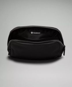 Lululemon Everywhere Belt Bag 1L