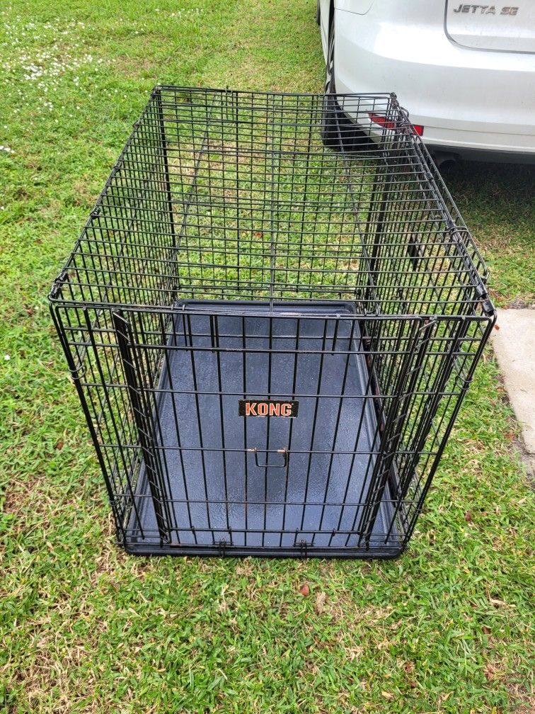 KONG dog kennel/cage LARGE