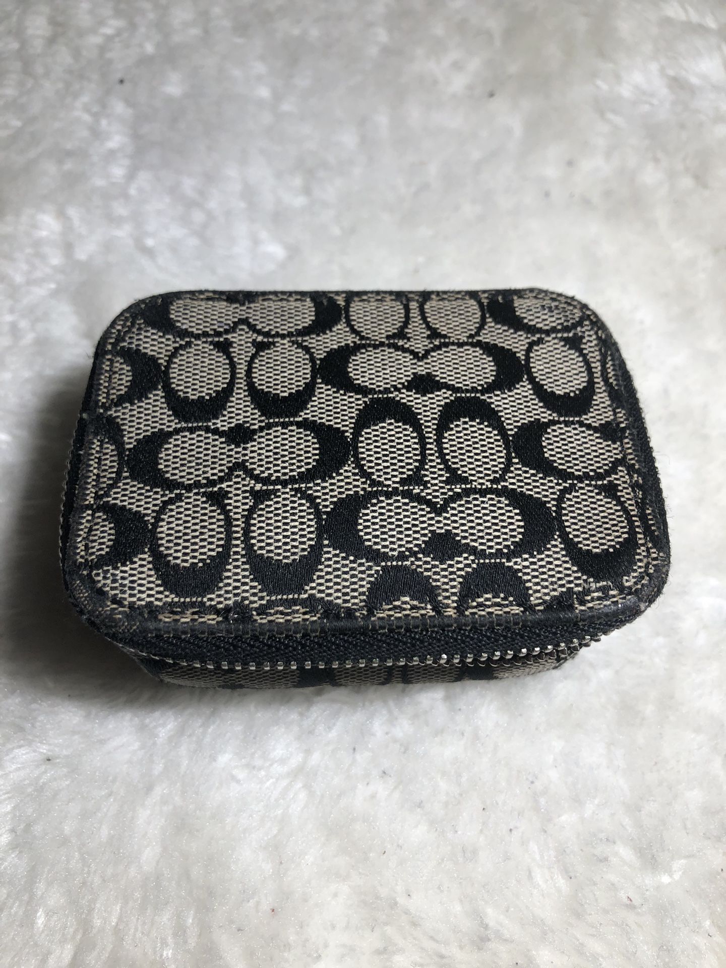 Coach Signature Pill Case 3 Bottles Zip Around Clousure