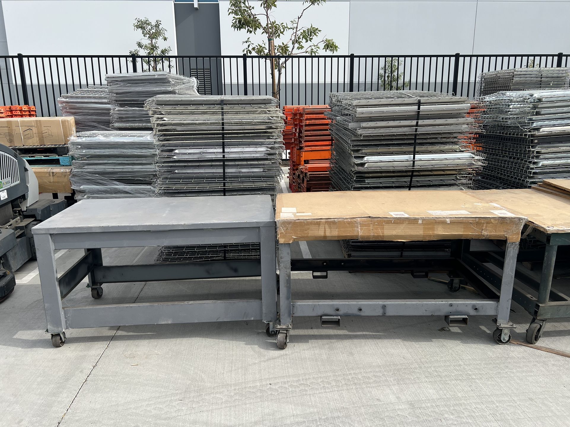 metal table with wheels