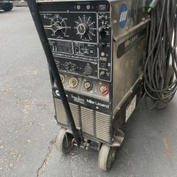 Miller Legend AEAD-200LE