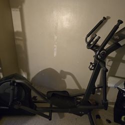 Life Fitness X1 Elliptical Cross Trainer