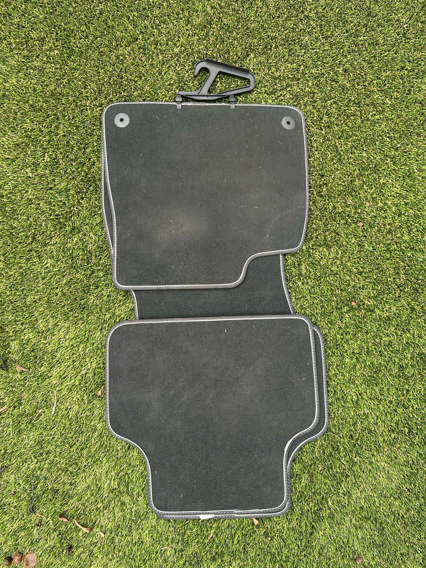 OEM Floor mats For Audi Q8