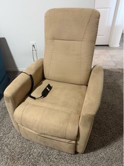 Self standing recliner