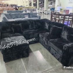 ✅️✅️️✅️4 pc Black  cordury fabric upholstered sectional sofa with ottoman✅️✅️