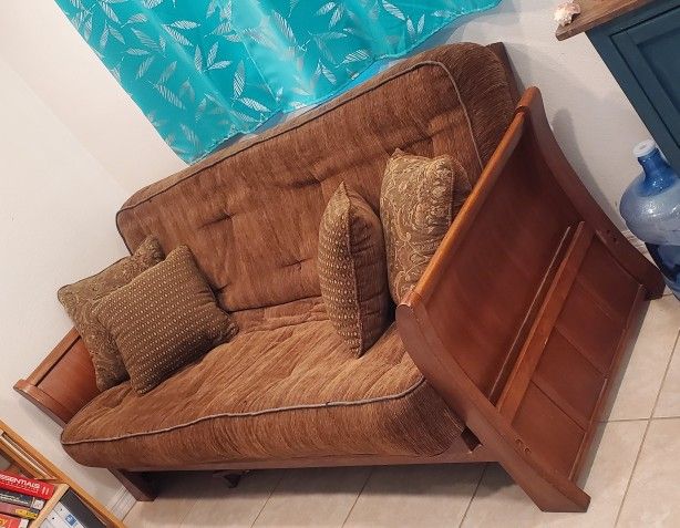 Futon, solid oak