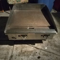 Gas Grill by Star Max 