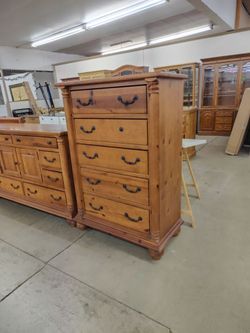 5 Drawer Oak Tall Boy Dresser