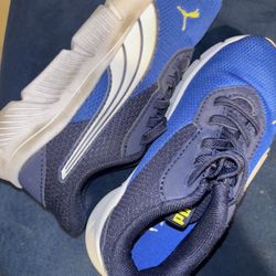 Toddler shoes Pumas 