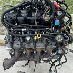 2001 Chevy 5.3 Engine Complete 