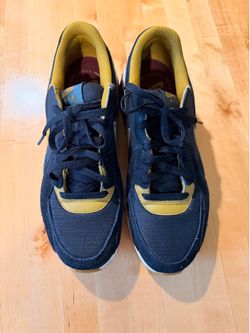 Nike Air Max Excee - Size 9 - BRAND NEW!!