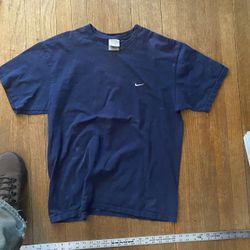 Nike Men's Navy T-shirt