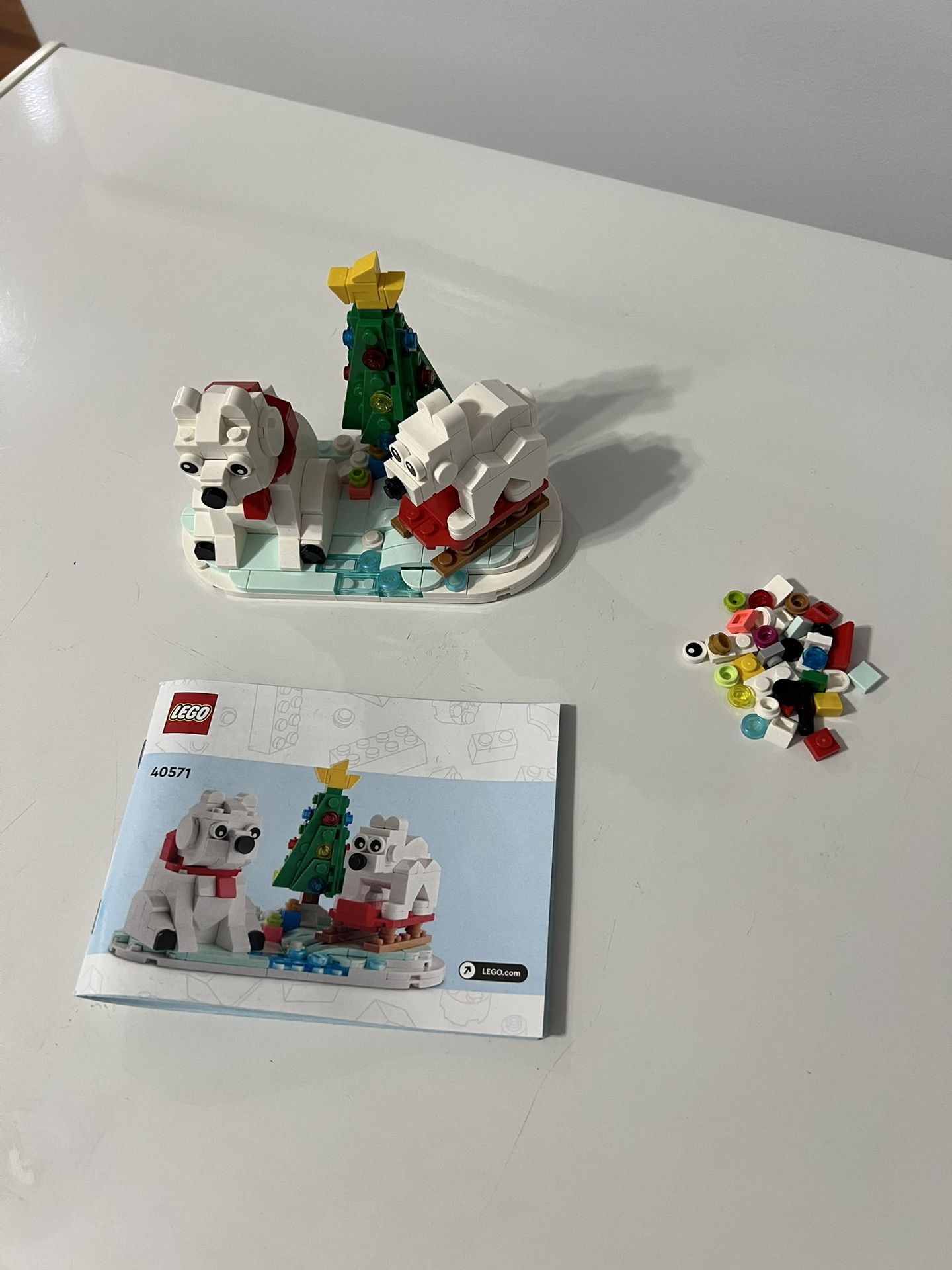 LEGO Seasonal Wintertime Polar Bears 40571  Christmas Set Coke Cola 