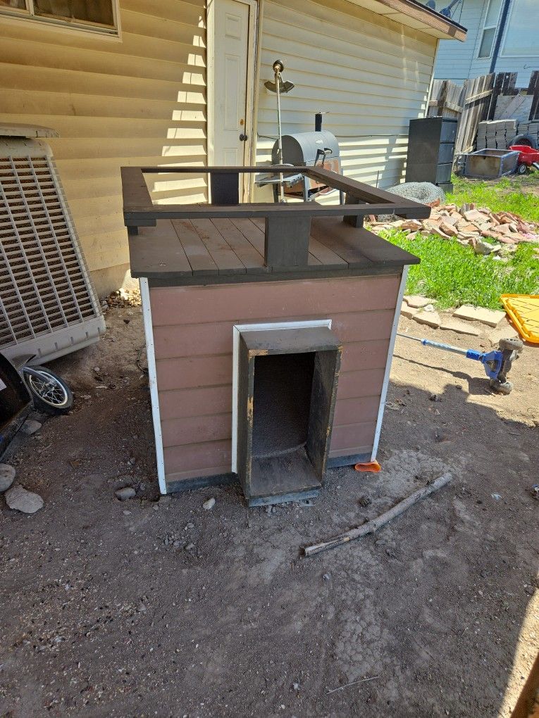 Dog House