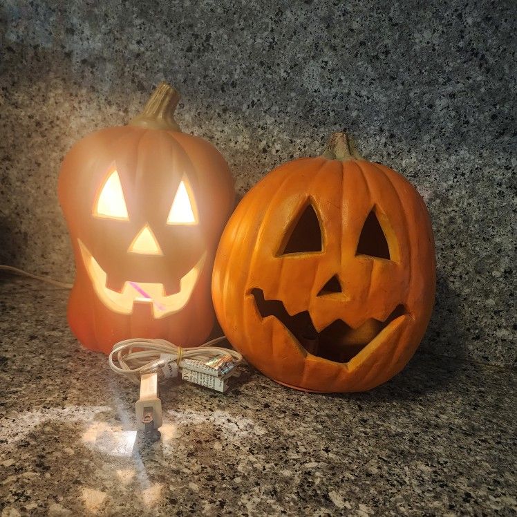 2 Halloween Pumpkins  ( Both Light Up)