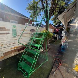 Rolling lader  6  steps perfect condicion 245.00