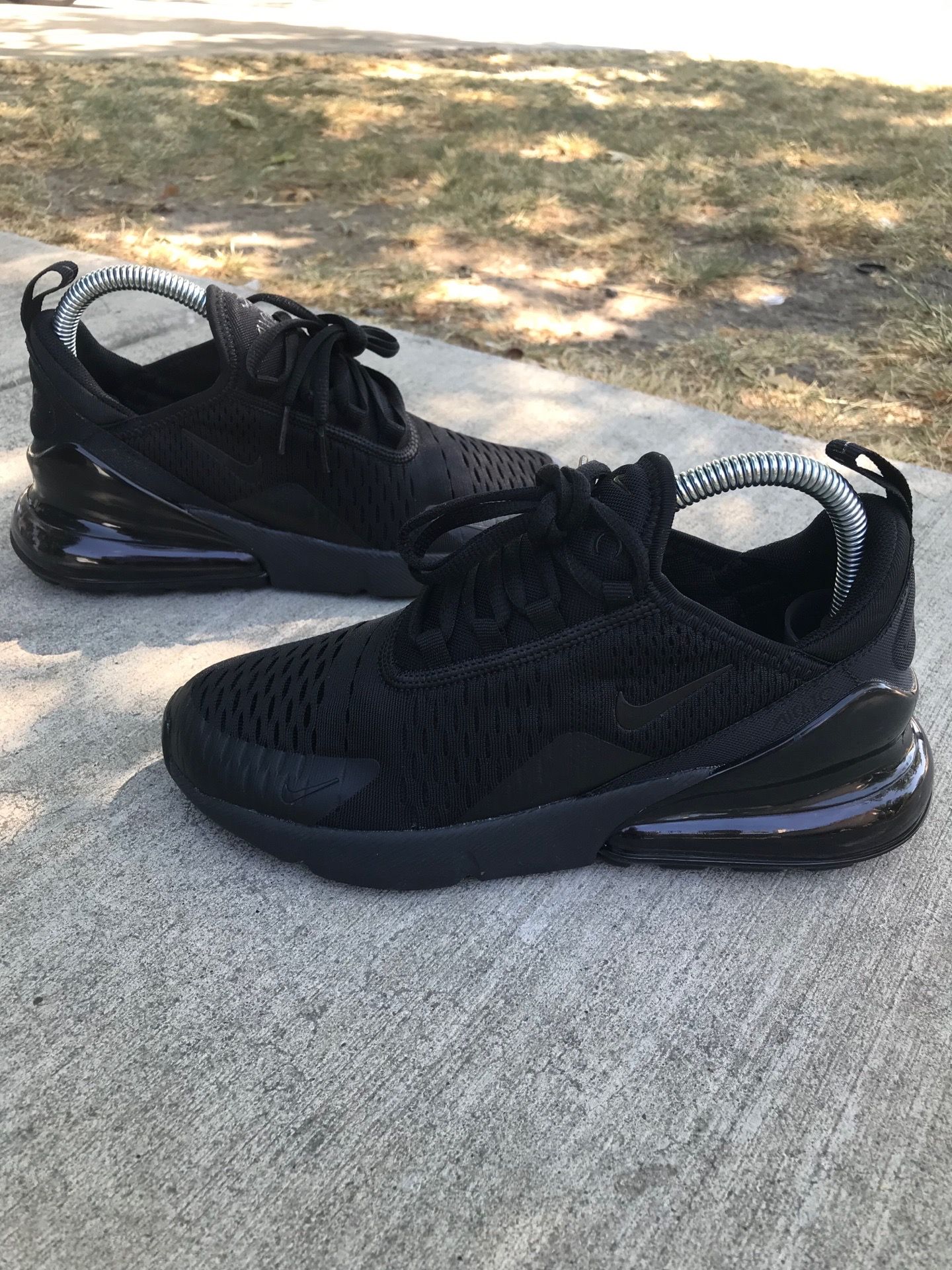 Nike Air Max 270 Triple Black Women’s 8-8.5