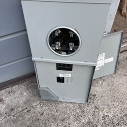 200 A Enclosed Panelboard