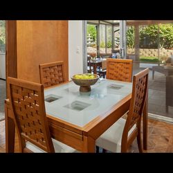 Gorgeous Mid Century Modern Calligaris Hyper Extendable Solid Wood Dining Table-Glass Top & 4 Chairs